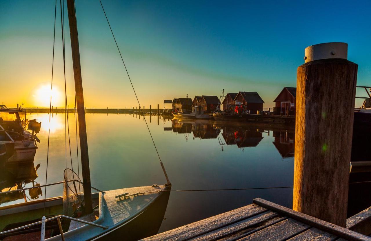 Ferienbungalow Haus Am Teich Boltenhagen  Bagian luar foto