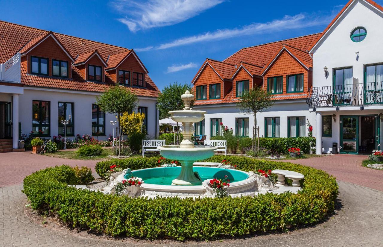 Ferienbungalow Haus Am Teich Boltenhagen  Bagian luar foto
